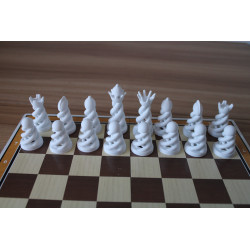 Modernes Schachfiguren-Set